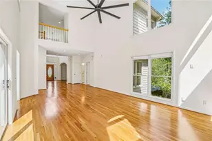 802 Eastside Pointe, Woodstock, GA 30189 - Photo 3