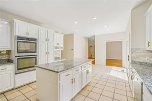 802 Eastside Pointe, Woodstock, GA 30189 - Photo 7