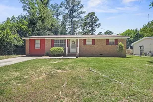 1111 Creekwood Dr, Perry, GA 31069 - Photo 1
