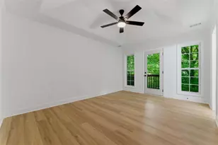515 Ashland Manor Dr, Lawrenceville, GA 30045 - Photo 13