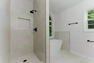 515 Ashland Manor Dr, Lawrenceville, GA 30045 - Photo 17