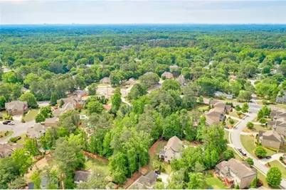 3127 Post Oak Tritt Road, Marietta, GA 30062 - Photo 15