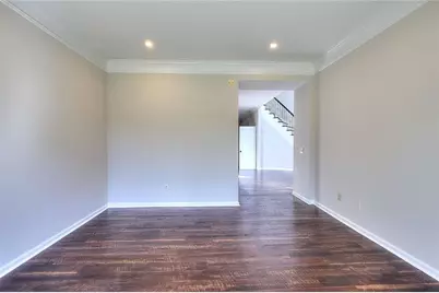 10590 Stonepoint Place, Johns Creek, GA 30097 - Photo 9
