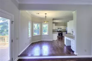 10590 Stonepoint Pl, Johns Creek, GA 30097 - Photo 17