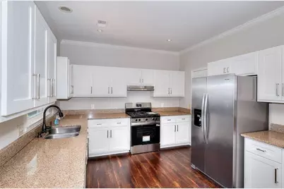 10590 Stonepoint Place, Johns Creek, GA 30097 - Photo 17