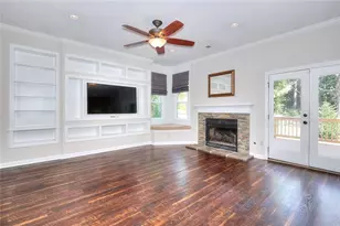 10590 Stonepoint Pl, Johns Creek, GA 30097 - Photo 13
