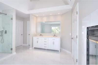 10590 Stonepoint Place, Johns Creek, GA 30097 - Photo 25