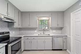 892 Five Forks Trickum Rd, Lawrenceville, GA 30046 - Photo 7