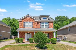 9 Matador Way, Newnan, GA 30263 - Photo 1