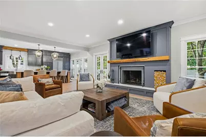 1382 W Wesley Road NW, Atlanta, GA 30327 - Photo 3