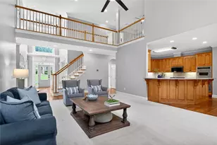3913 Springtree Ln, Hoschton, GA 30548 - Photo 11