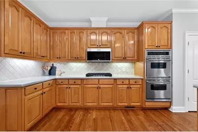 3913 Springtree Lane, Hoschton, GA 30548 - Photo 13