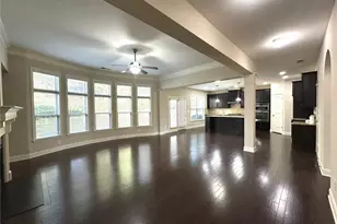 5605 Upper Creek Ct, Suwanee, GA 30024 - Photo 9