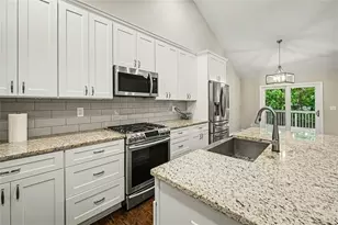 2708 Hawk Dr NE, Marietta, GA 30066 - Photo 9