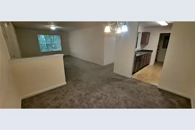 7104 Fairington Ridge Circle, Lithonia, GA 30038 - Photo 5
