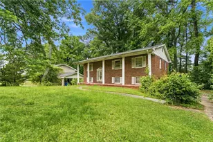 2131 Chevy Chase Ln, Decatur, GA 30032 - Photo 3