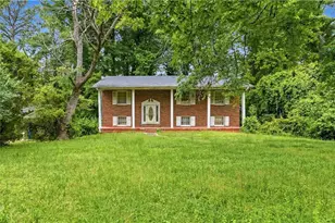 2131 Chevy Chase Ln, Decatur, GA 30032 - Photo 1