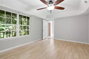 327 Lewis Cir, Commerce, GA 30529 - Photo 11
