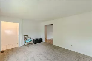 496 Radar Dr, Hapeville, GA 30354 - Photo 9