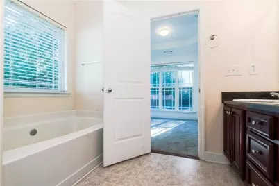 404 Woodcreek, Griffin, GA 30224 - Photo 17