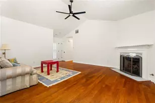 5355 Connor Miles Dr, Sugar Hill, GA 30518 - Photo 3