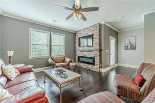 2193 Mission View Dr, Lawrenceville, GA 30043 - Photo 7