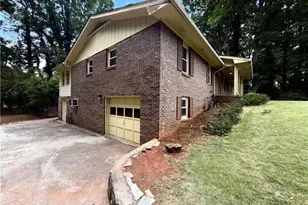4402 N Shore Ln, Norcross, GA 30093 - Photo 23