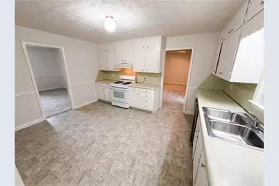 4402 N Shore Lane, Norcross, GA 30093 - Photo 7