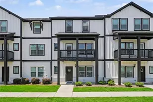 823 Mackay Crk, Woodstock, GA 30188 - Photo 1