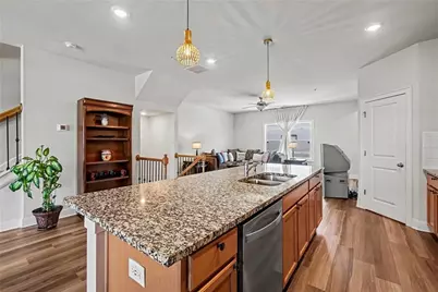 823 Mackay Creek, Woodstock, GA 30188 - Photo 7