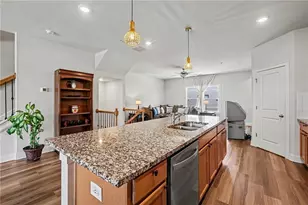 823 Mackay Crk, Woodstock, GA 30188 - Photo 7