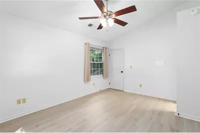 2883 Dresden Square Drive, Atlanta, GA 30341 - Photo 7