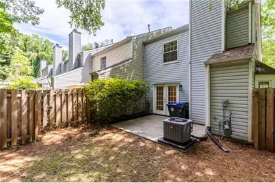 2883 Dresden Square Drive, Atlanta, GA 30341 - Photo 9
