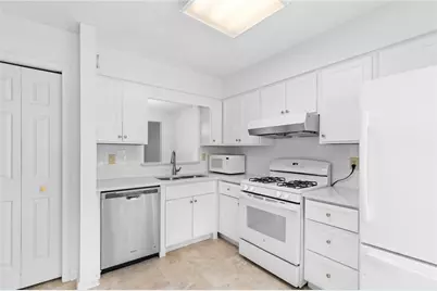 2883 Dresden Square Drive, Atlanta, GA 30341 - Photo 15