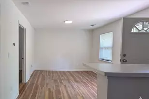 3283 Pebble Dr, Atlanta, GA 30344 - Photo 7