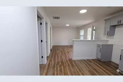 3283 Pebble Drive, Atlanta, GA 30344 - Photo 5