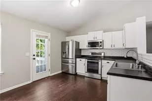 4098 Parks Rd, Flowery Branch, GA 30542 - Photo 11