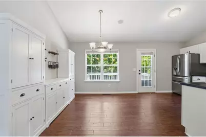 4098 Parks Road, Flowery Branch, GA 30542 - Photo 9