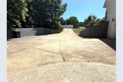 4098 Parks Road, Flowery Branch, GA 30542 - Photo 5