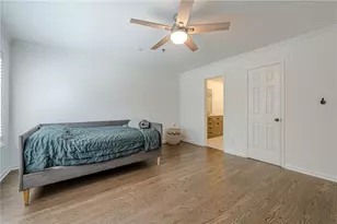 526 Gardenia Ln, Marietta, GA 30068 - Photo 13