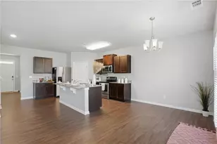 3869 Makeover Ct, Atlanta, GA 30349 - Photo 9