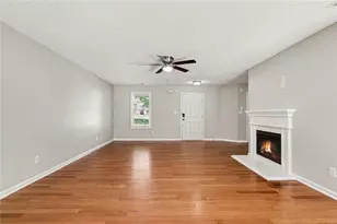 4489 Chestnut Lake Ave, Lithonia, GA 30038 - Photo 5