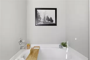702 River Hill Dr, Lawrenceville, GA 30046 - Photo 25