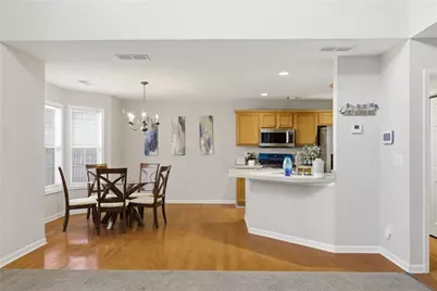 702 River Hill Dr, Lawrenceville, GA 30046 - Photo 9