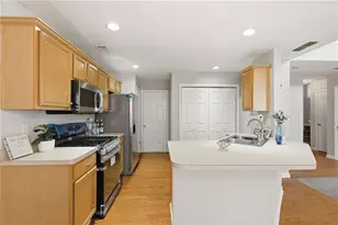 702 River Hill Dr, Lawrenceville, GA 30046 - Photo 13