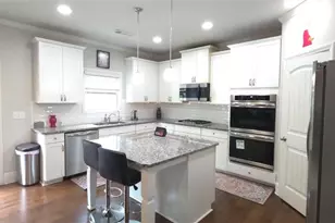 4358 Mantova Dr, Buford, GA 30519 - Photo 3