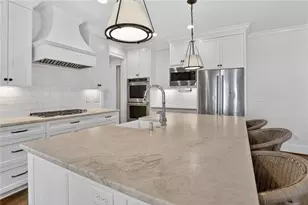 897 Glenbrook Dr NW, Atlanta, GA 30318 - Photo 11