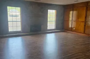 8119 Taylor Rd, Riverdale, GA 30274 - Photo 5