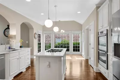 741 E Shore Drive, Canton, GA 30114 - Photo 11