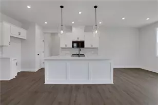643 Dugout Dr, Lawrenceville, GA 30043 - Photo 15